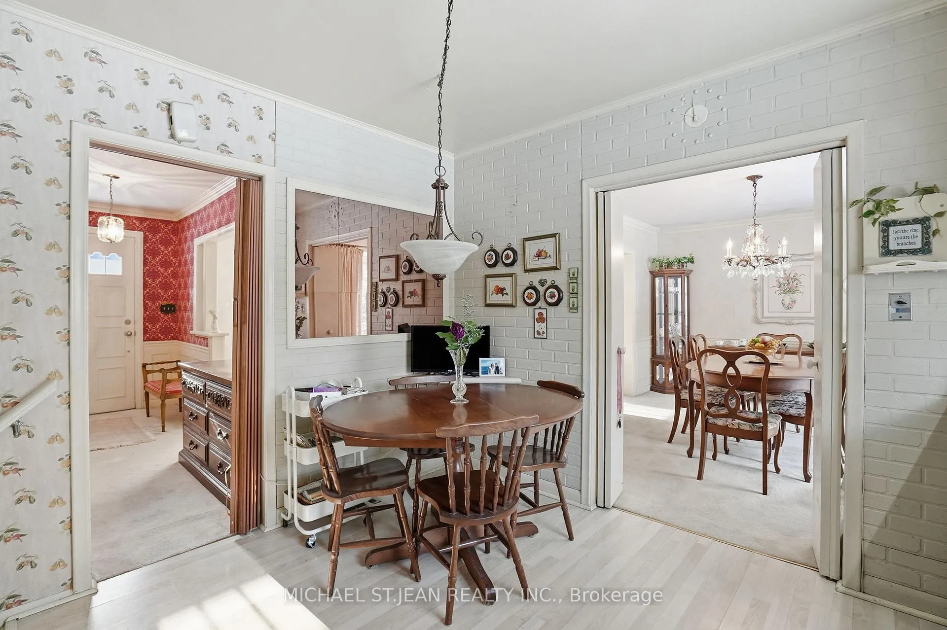 Photo 16 of 167 Fallingbrook Drive, Hamilton, Ancaster — HOMEH