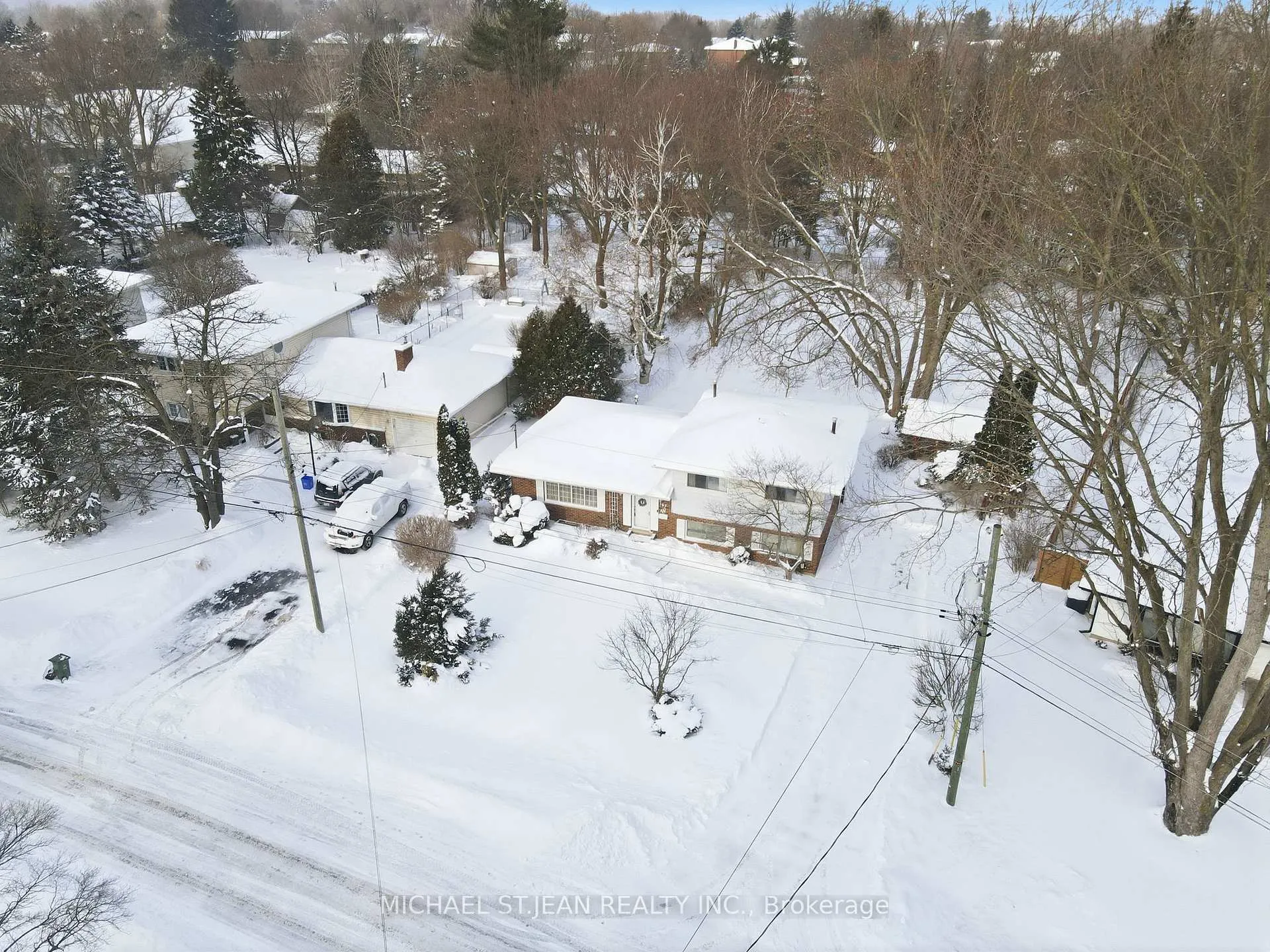 Photo 43 of 167 Fallingbrook Drive, Hamilton, Ancaster — HOMEH