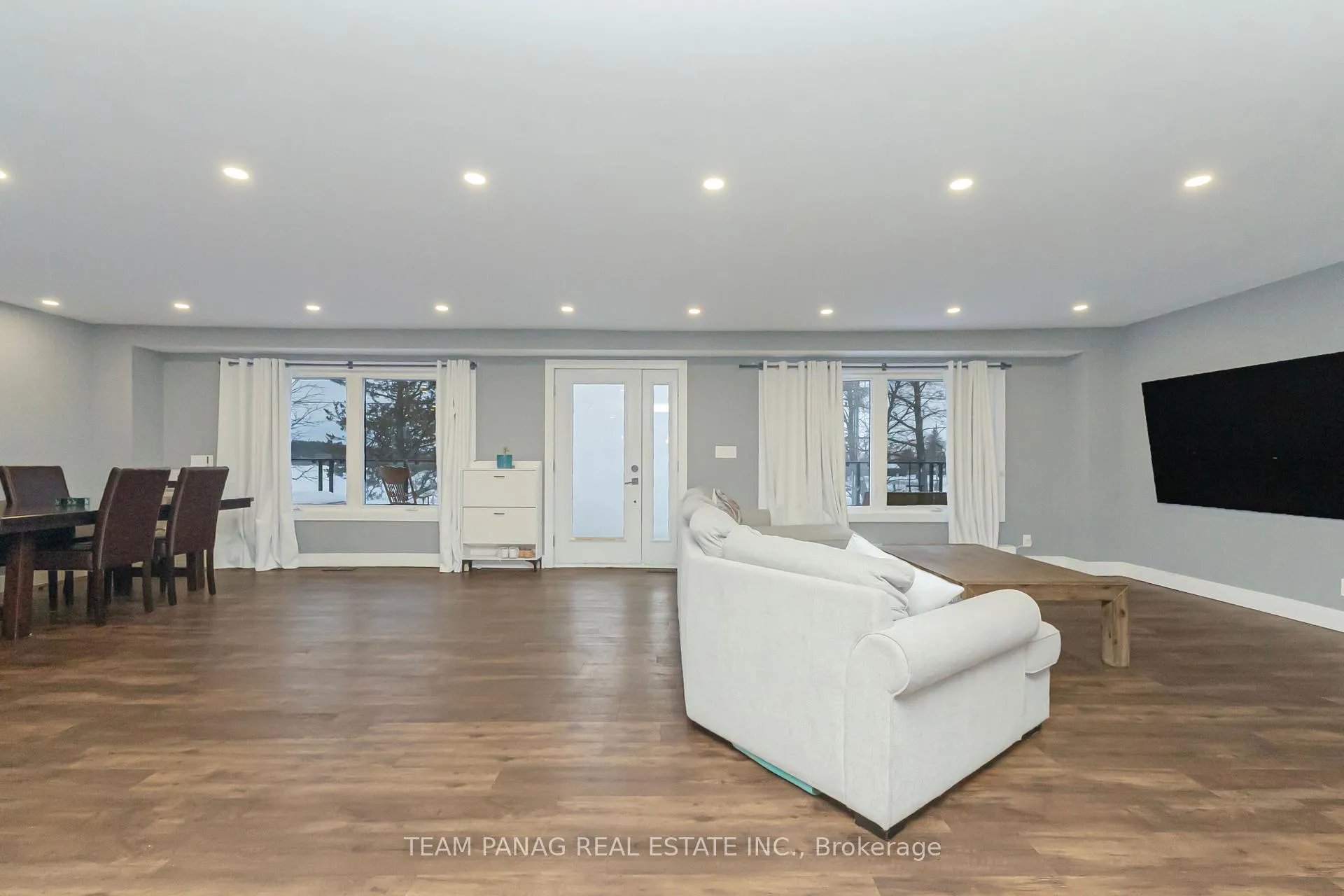 Photo 7 of 11561 Russell Road, Scugog, Port Perry — HOMEH