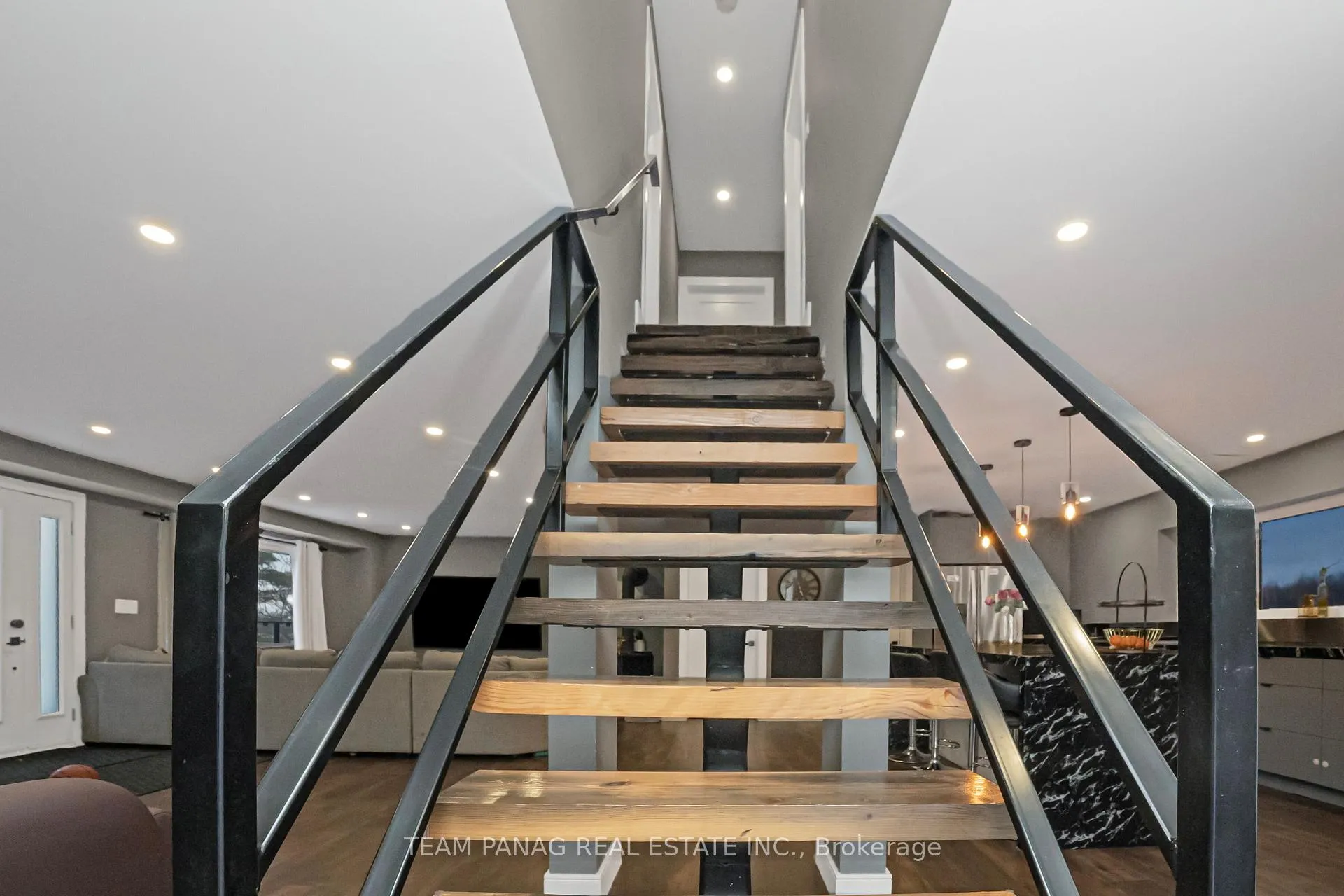 Photo 25 of 11561 Russell Road, Scugog, Port Perry — HOMEH