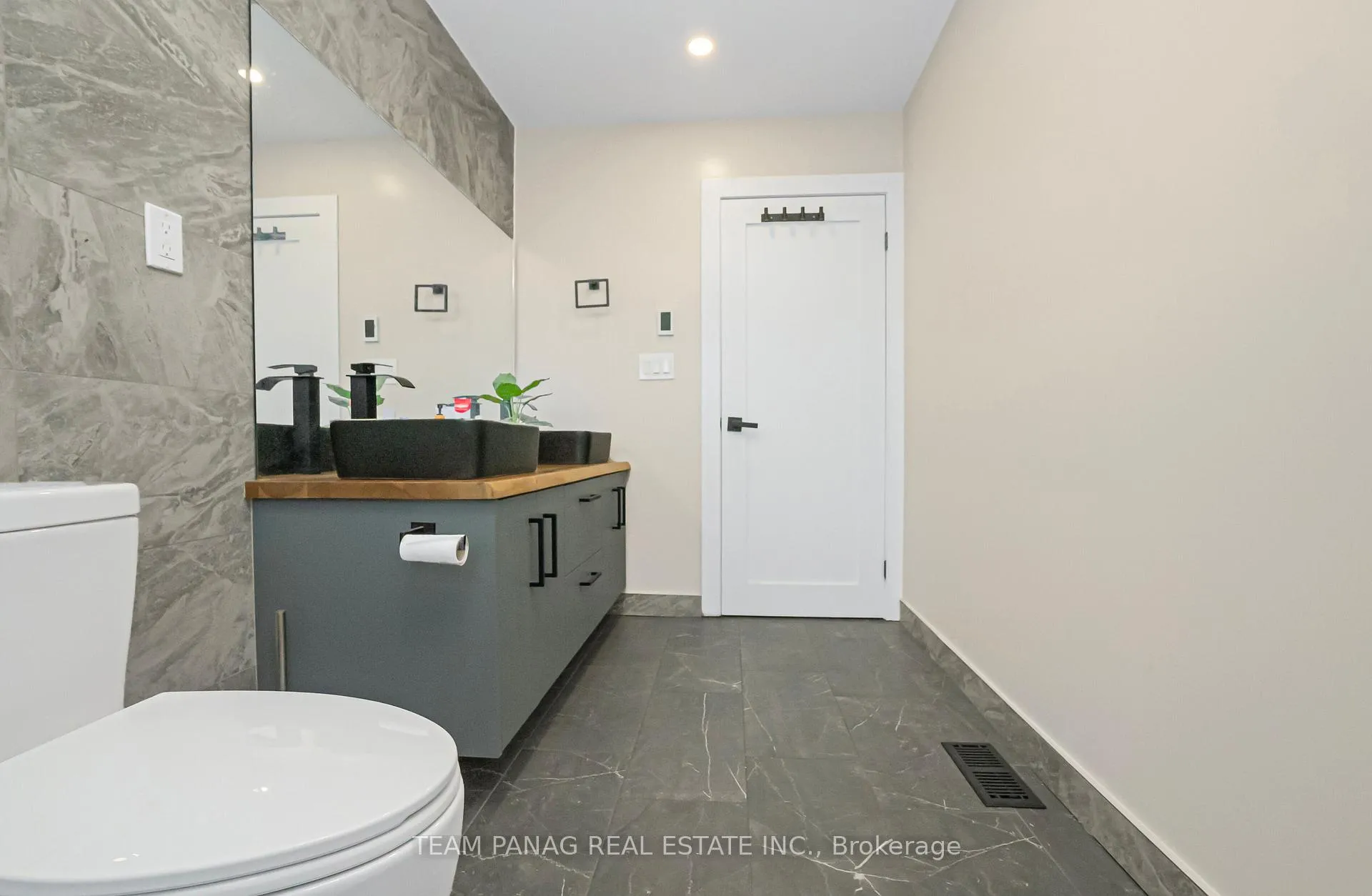 Photo 31 of 11561 Russell Road, Scugog, Port Perry — HOMEH
