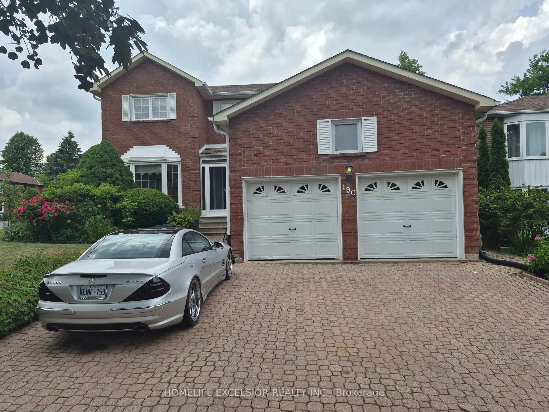 Front of 190 Raymerville Drive N
