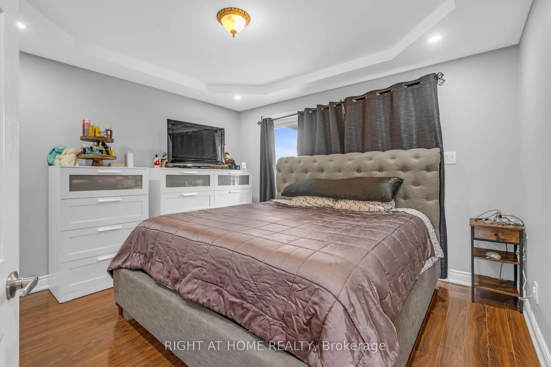 Photo 12 of 8 Donald Avenue, Toronto, Keelesdale-Eglinton West — HOMEH