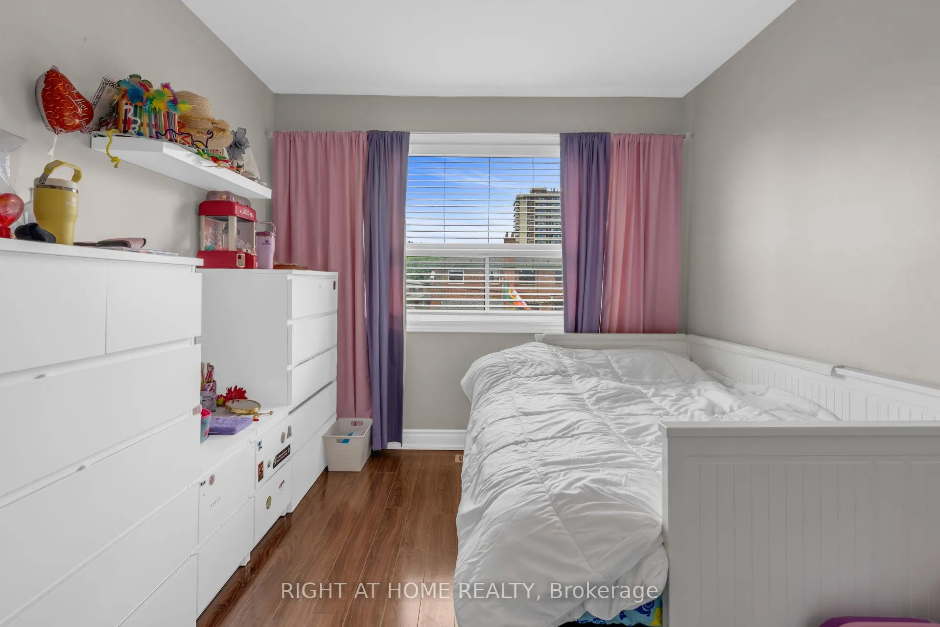 Photo 17 of 8 Donald Avenue, Toronto, Keelesdale-Eglinton West — HOMEH