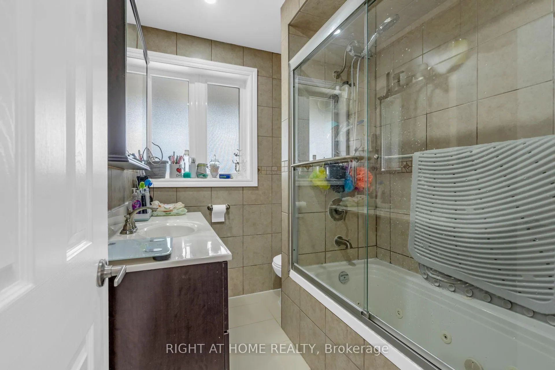 Photo 22 of 8 Donald Avenue, Toronto, Keelesdale-Eglinton West — HOMEH