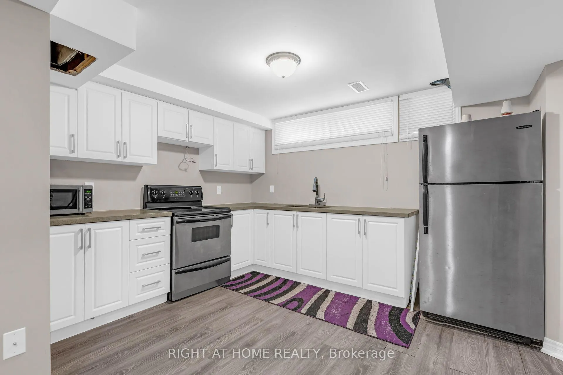 Photo 25 of 8 Donald Avenue, Toronto, Keelesdale-Eglinton West — HOMEH