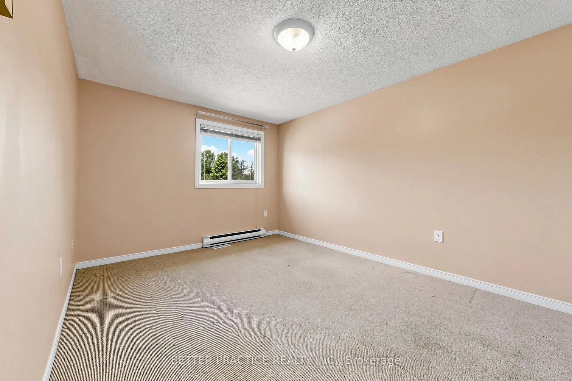 Photo 8 of 19 Sawmill Road, Barrie, Ardagh — HOMEH