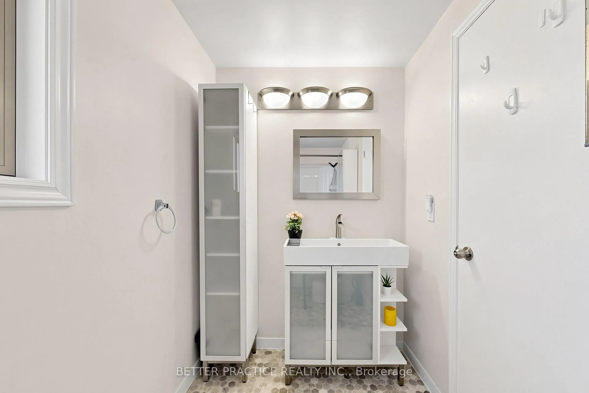 Photo 10 of 19 Sawmill Road, Barrie, Ardagh — HOMEH
