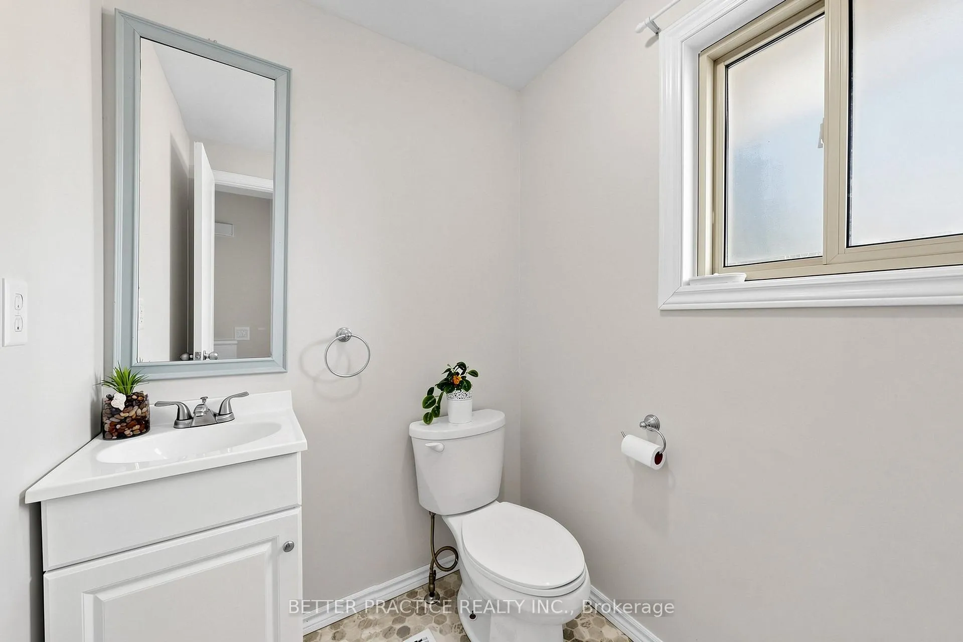 Photo 11 of 19 Sawmill Road, Barrie, Ardagh — HOMEH