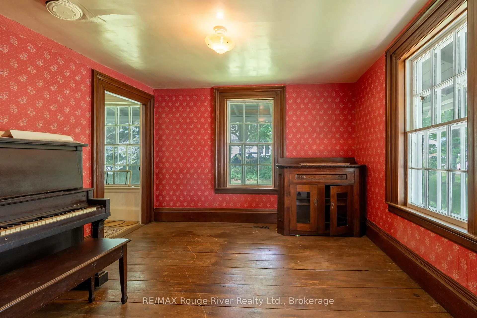 Photo 16 of 3784 Burnham Street N, Hamilton Township, Rural Hamilton — HOMEH