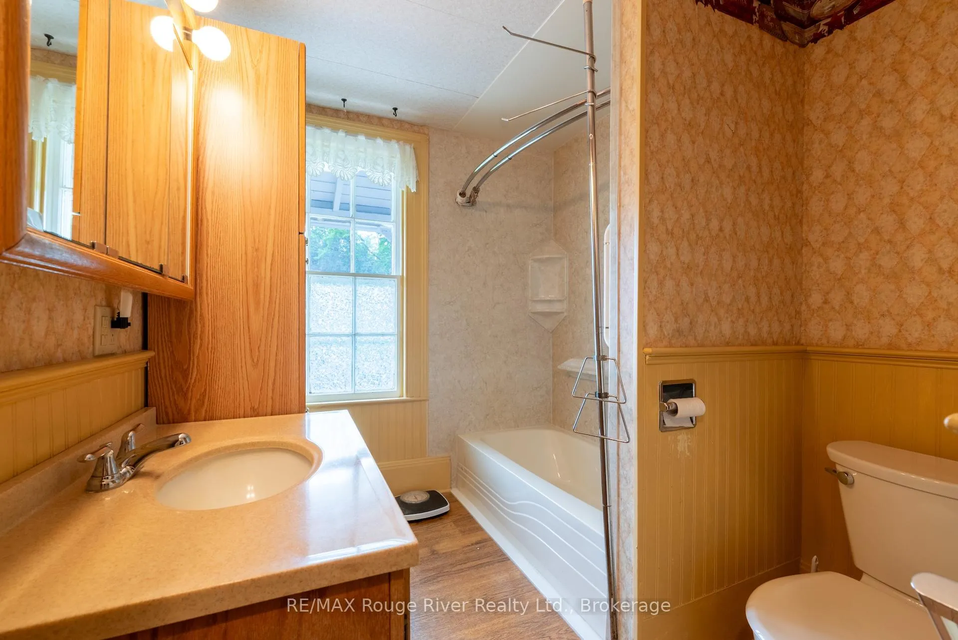Photo 19 of 3784 Burnham Street N, Hamilton Township, Rural Hamilton — HOMEH