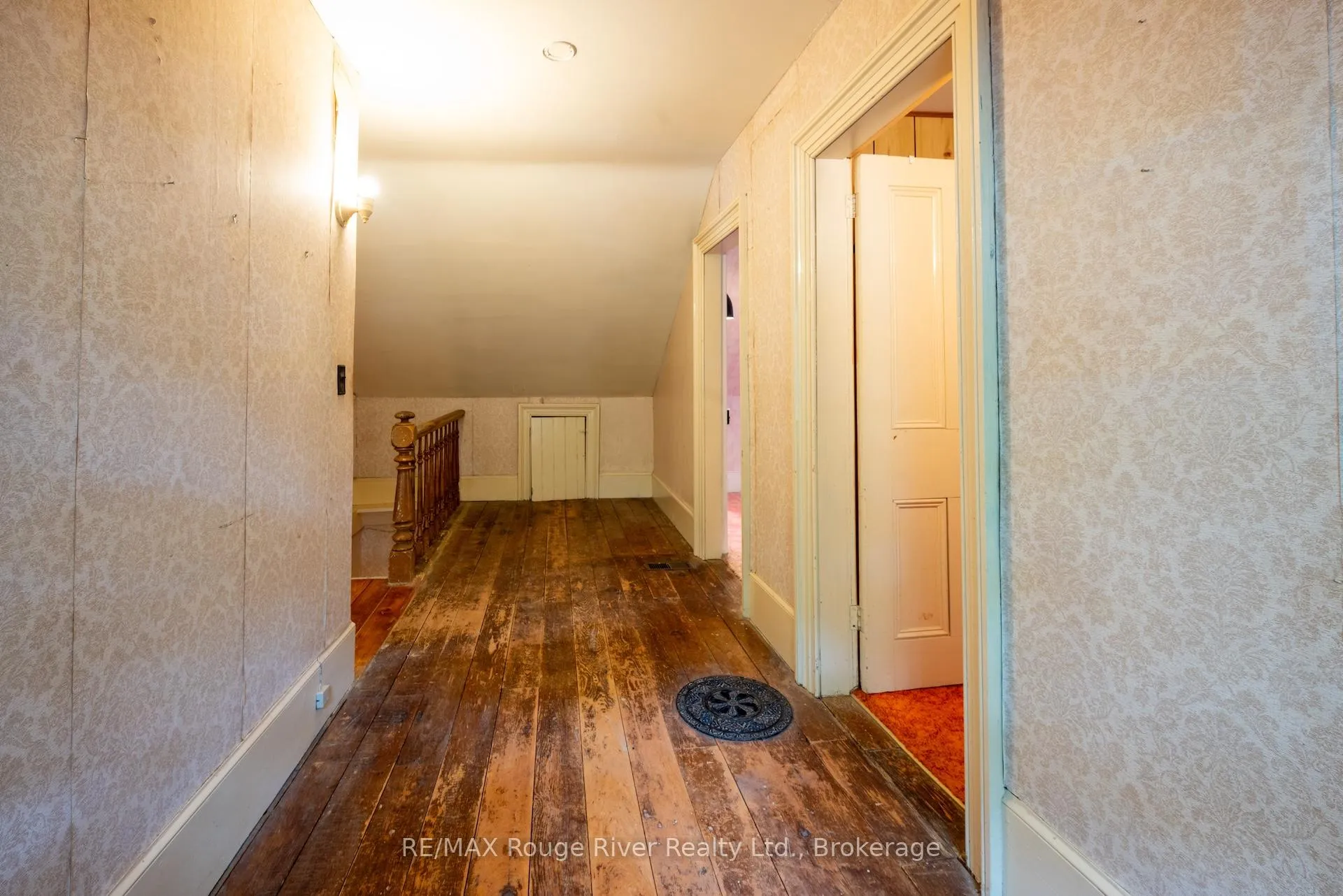 Photo 21 of 3784 Burnham Street N, Hamilton Township, Rural Hamilton — HOMEH
