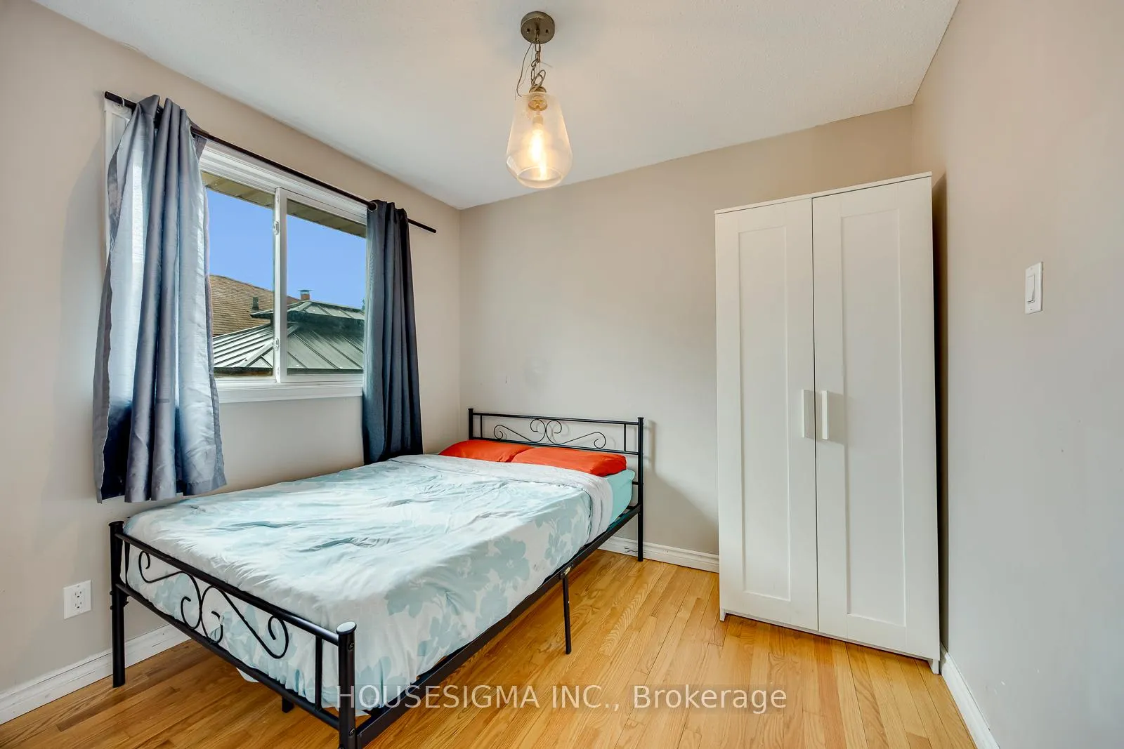 Photo 7 of 115 Scenic Wood Crescent, Kitchener, Stanley Park — HOMEH