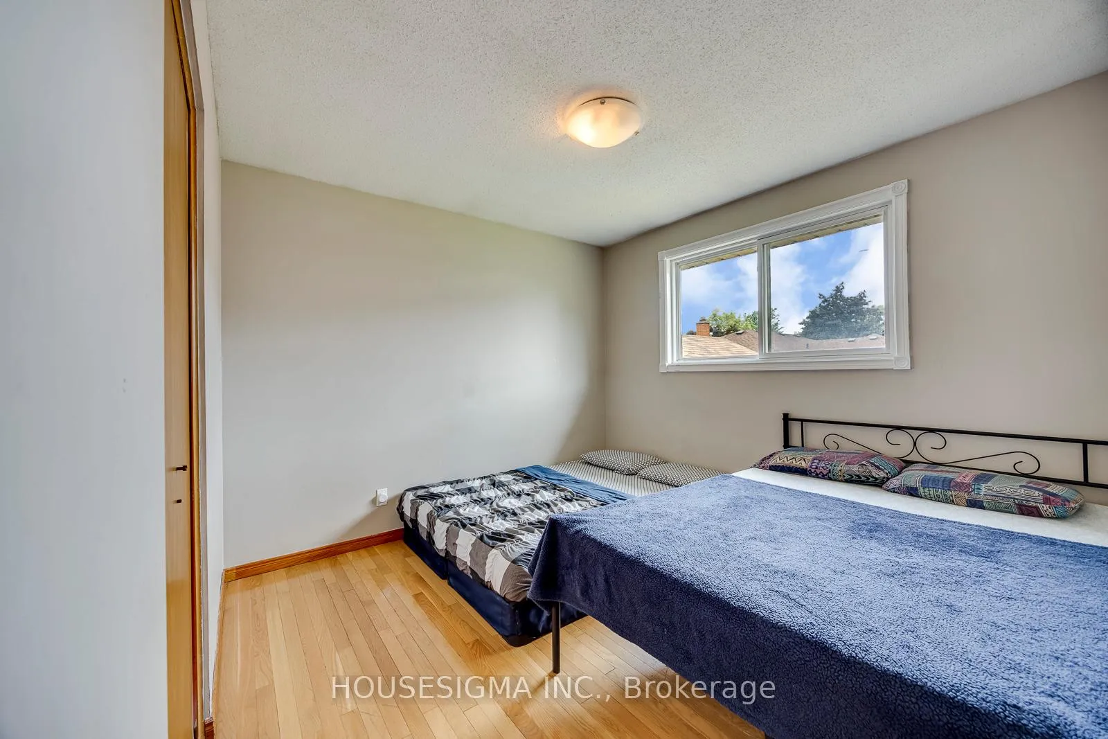 Photo 16 of 115 Scenic Wood Crescent, Kitchener, Stanley Park — HOMEH