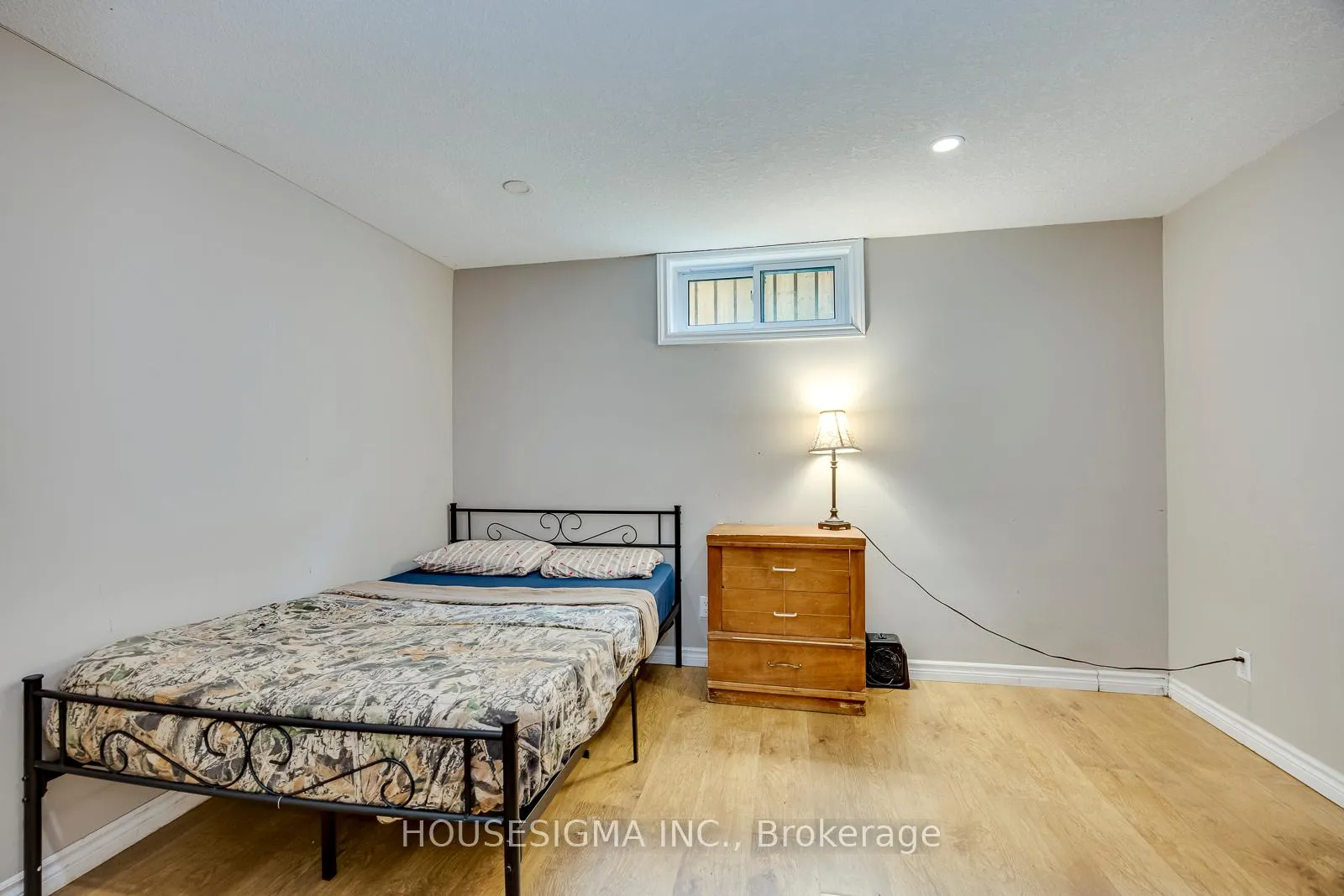 Photo 33 of 115 Scenic Wood Crescent, Kitchener, Stanley Park — HOMEH