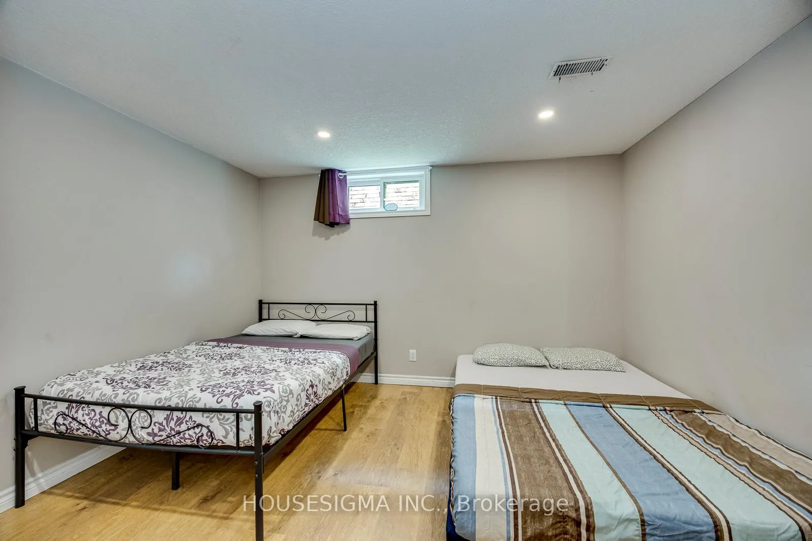 Photo 34 of 115 Scenic Wood Crescent, Kitchener, Stanley Park — HOMEH