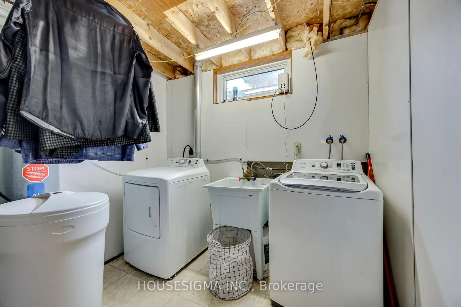 Photo 38 of 115 Scenic Wood Crescent, Kitchener, Stanley Park — HOMEH