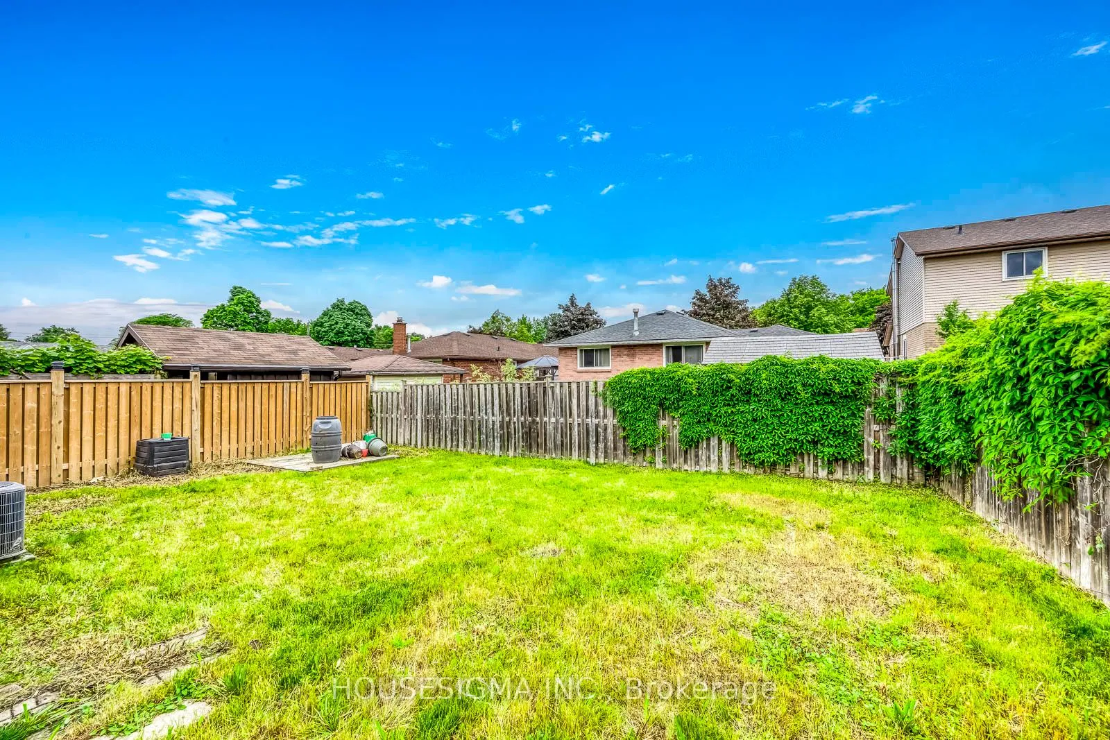 Photo 41 of 115 Scenic Wood Crescent, Kitchener, Stanley Park — HOMEH