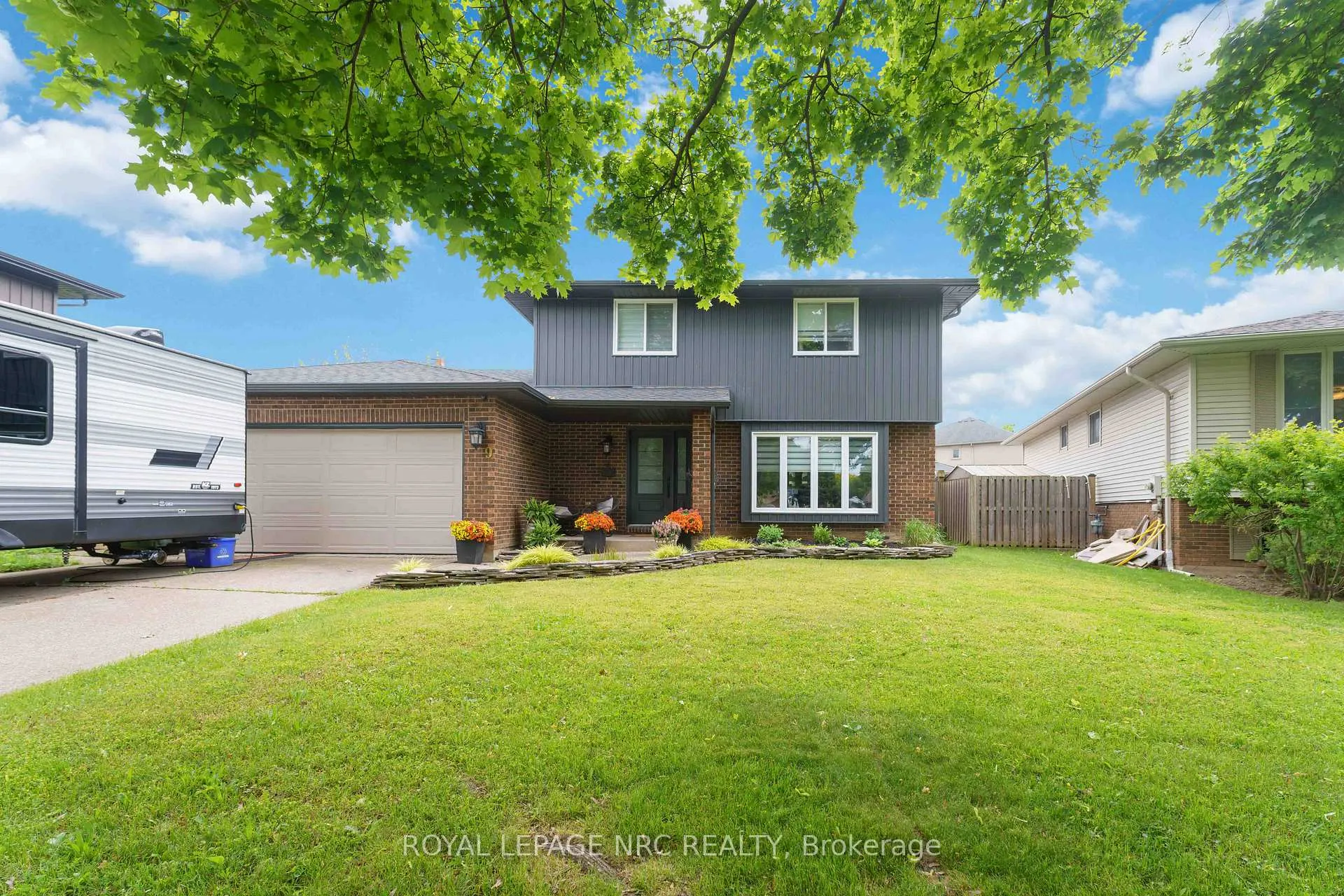 Photo of 9 Woodgarden Court
