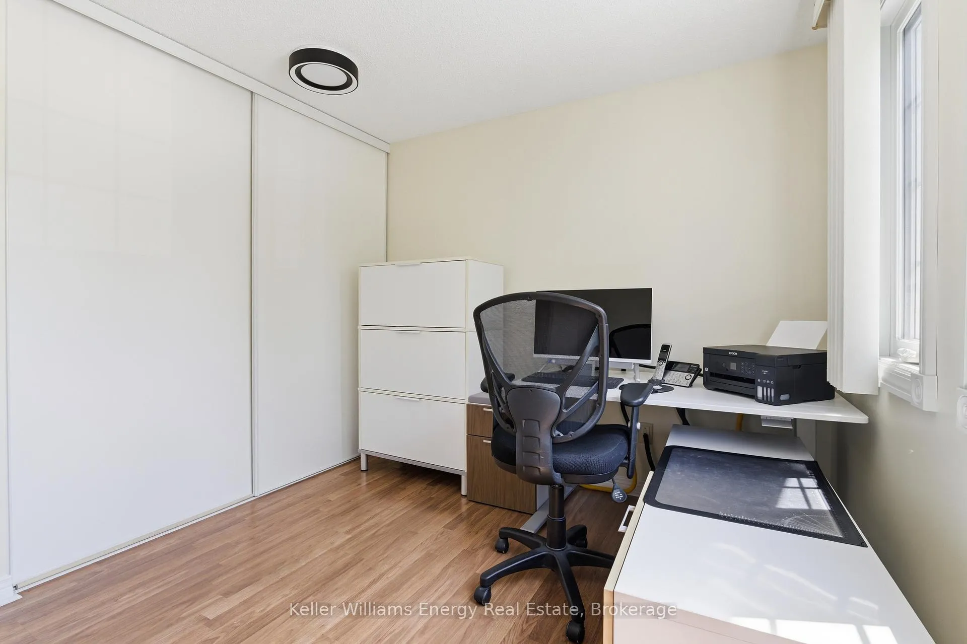 Photo 22 of 18 Arran Court, Clarington, Courtice — HOMEH