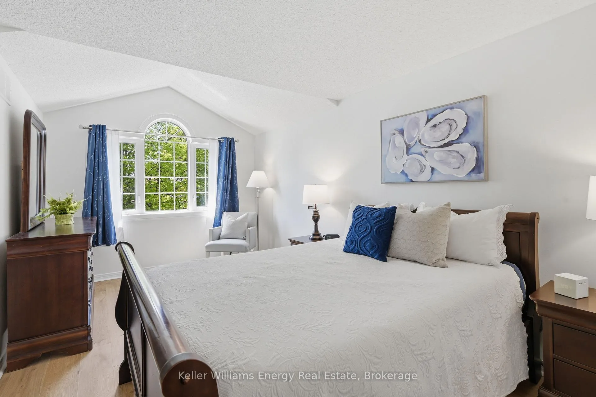 Photo 25 of 18 Arran Court, Clarington, Courtice — HOMEH