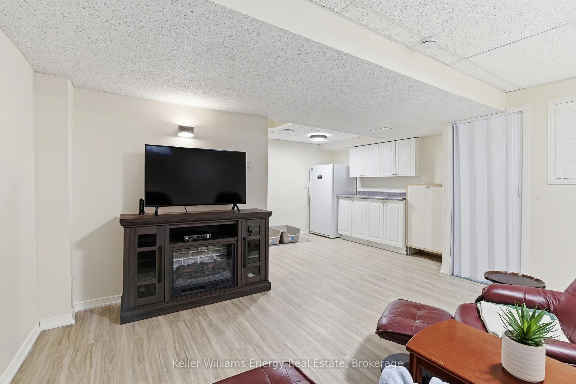 Photo 29 of 18 Arran Court, Clarington, Courtice — HOMEH