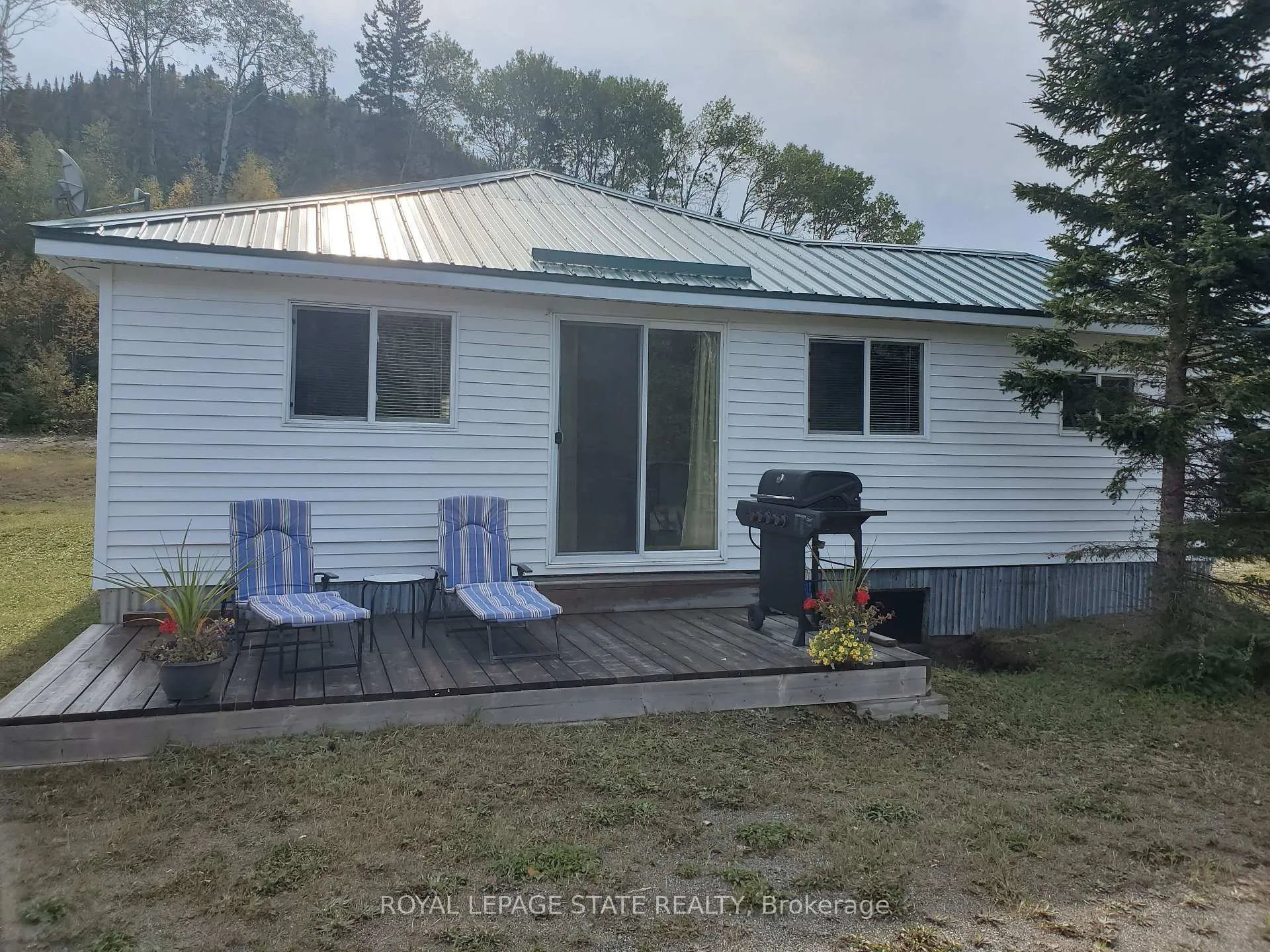 Photo 1 of 464 #11 Highway, Greenstone — HOMEH