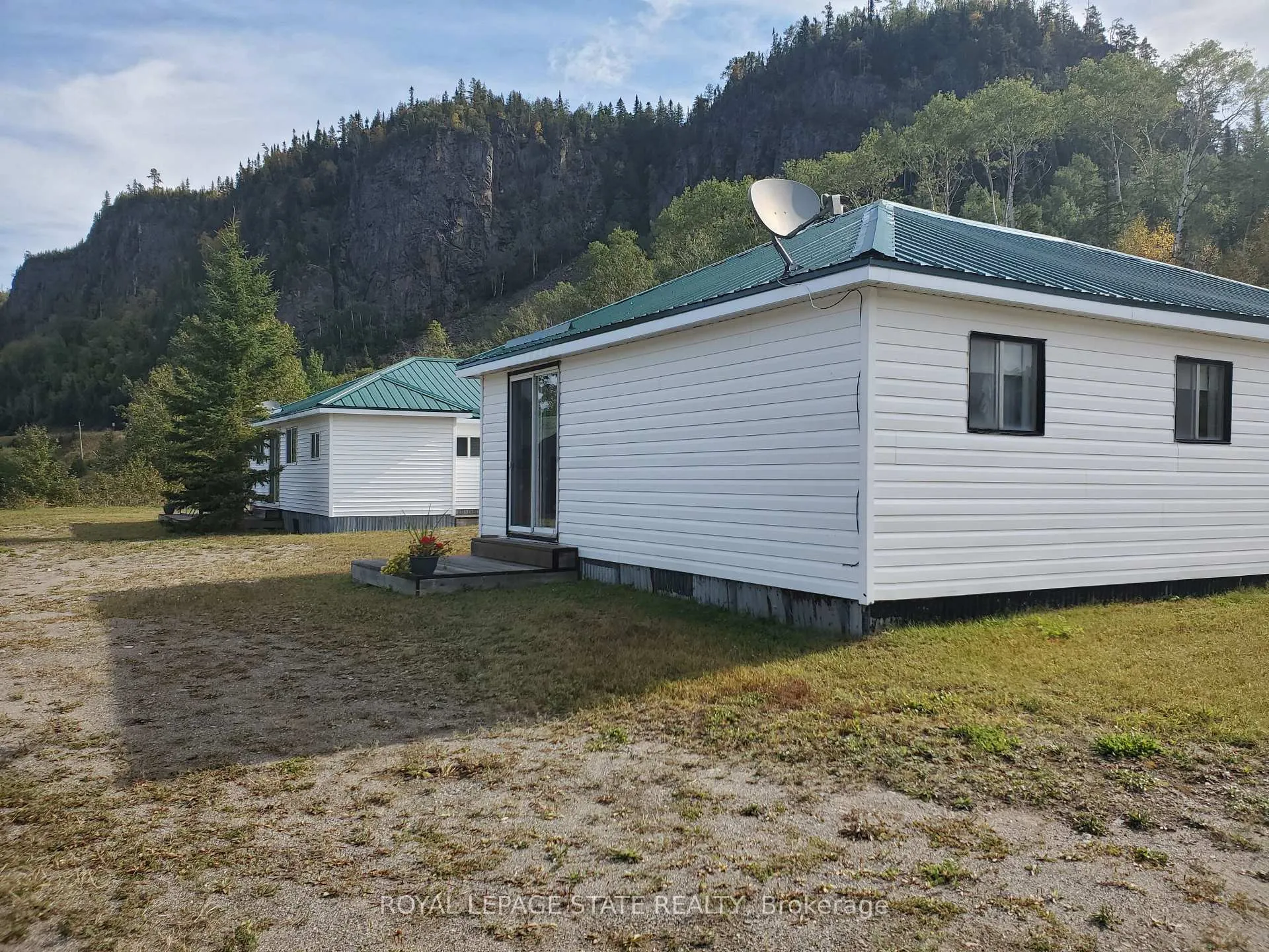 Photo 2 of 464 #11 Highway, Greenstone — HOMEH