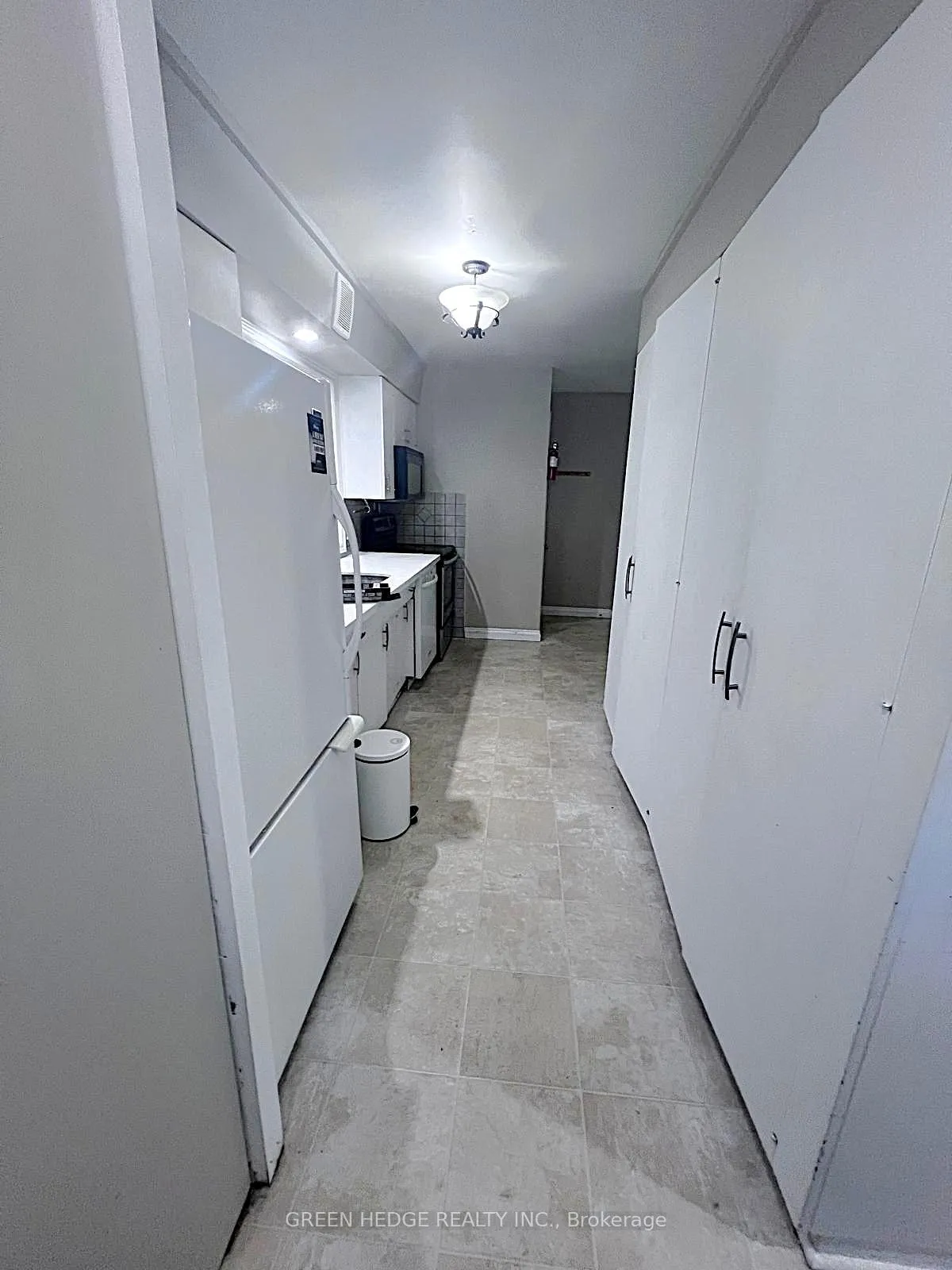 Photo 5 of 199 Dixie Crescent, Waterloo — HOMEH