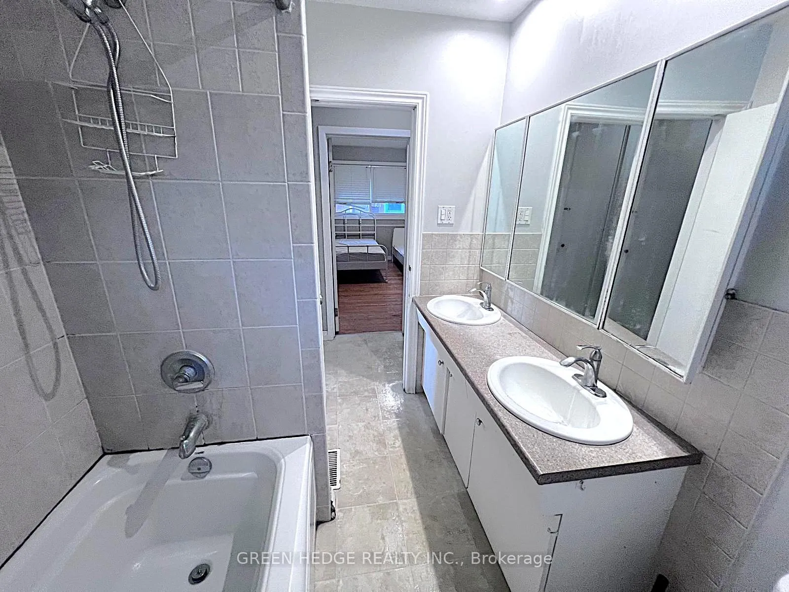 Photo 13 of 199 Dixie Crescent, Waterloo — HOMEH