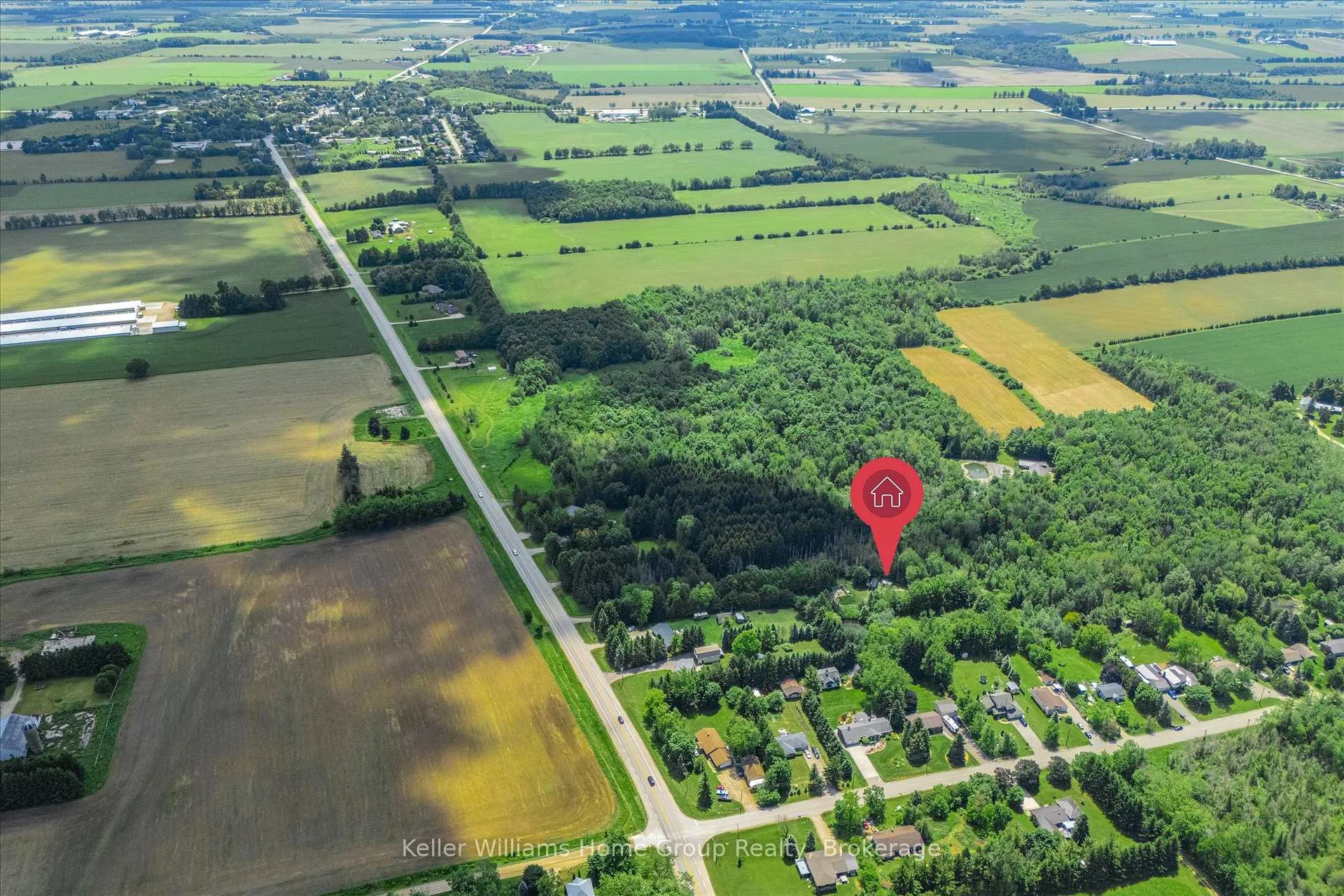 Photo 7 of 7270 Wellington Rd 7, Mapleton, Rural Mapleton — HOMEH