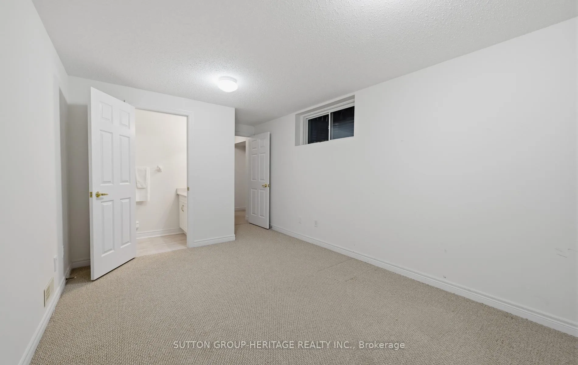 Photo 24 of 14 Heatherlea Drive, Clarington, Bowmanville — HOMEH