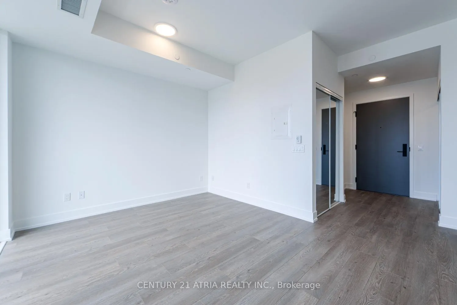 Photo 4 of Unit 3204, 308 Jarvis Street, Toronto, Waterfront Communities — HOMEH