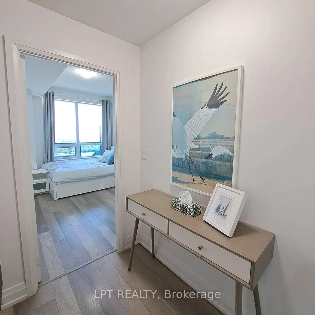 Photo 7 of Unit 2301, 7165 Yonge Street, Markham, Grandview — HOMEH