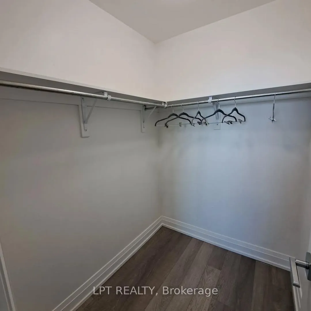 Photo 8 of Unit 2301, 7165 Yonge Street, Markham, Grandview — HOMEH