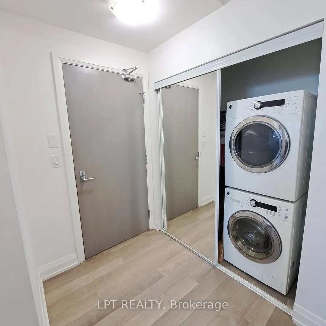 Photo 9 of Unit 2301, 7165 Yonge Street, Markham, Grandview — HOMEH