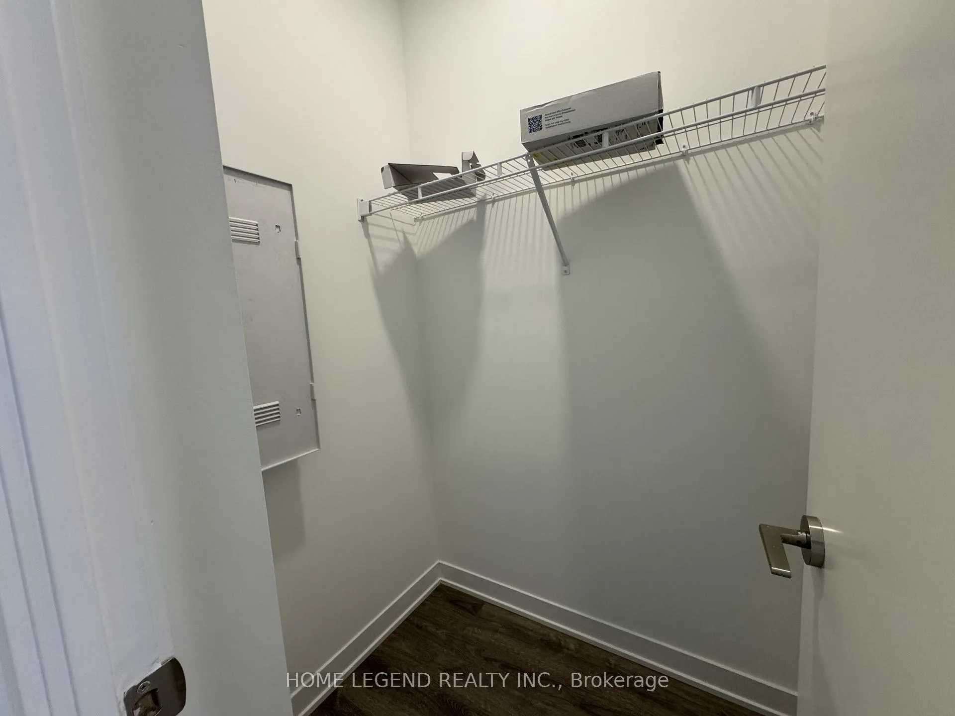 Photo 7 of Unit 503, 180 Front Street E, Toronto, Moss Park — HOMEH