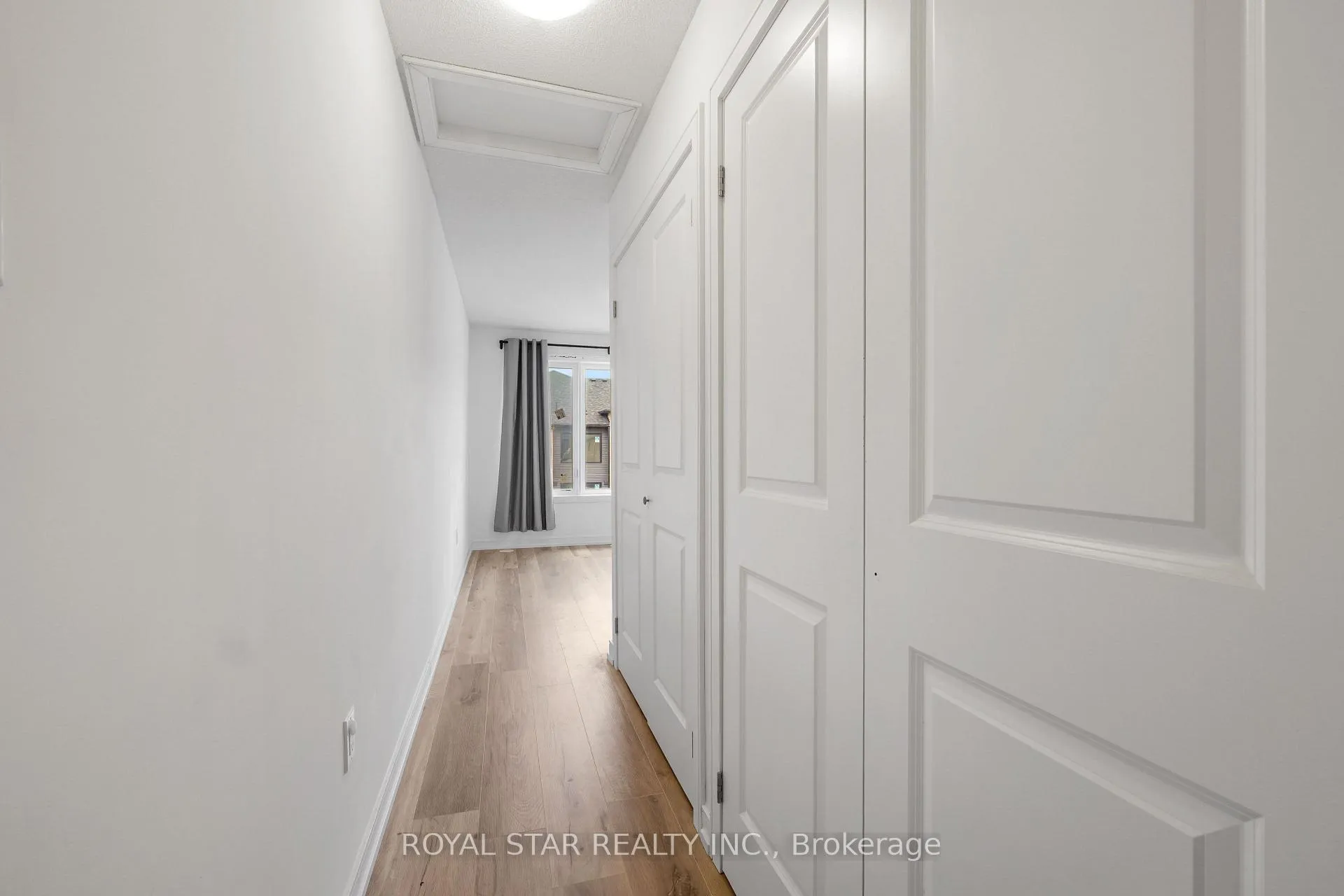Photo 20 of 13 Red Maple Lane, Barrie, Innis-Shore — HOMEH