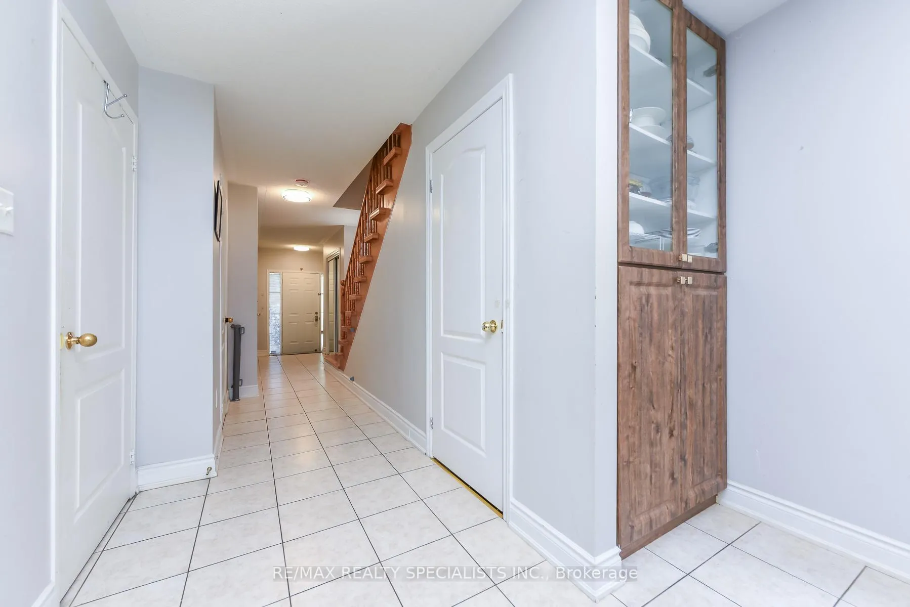 Photo 4 of 27 Rotunda Street, Brampton, Fletcher's Creek Village — HOMEH