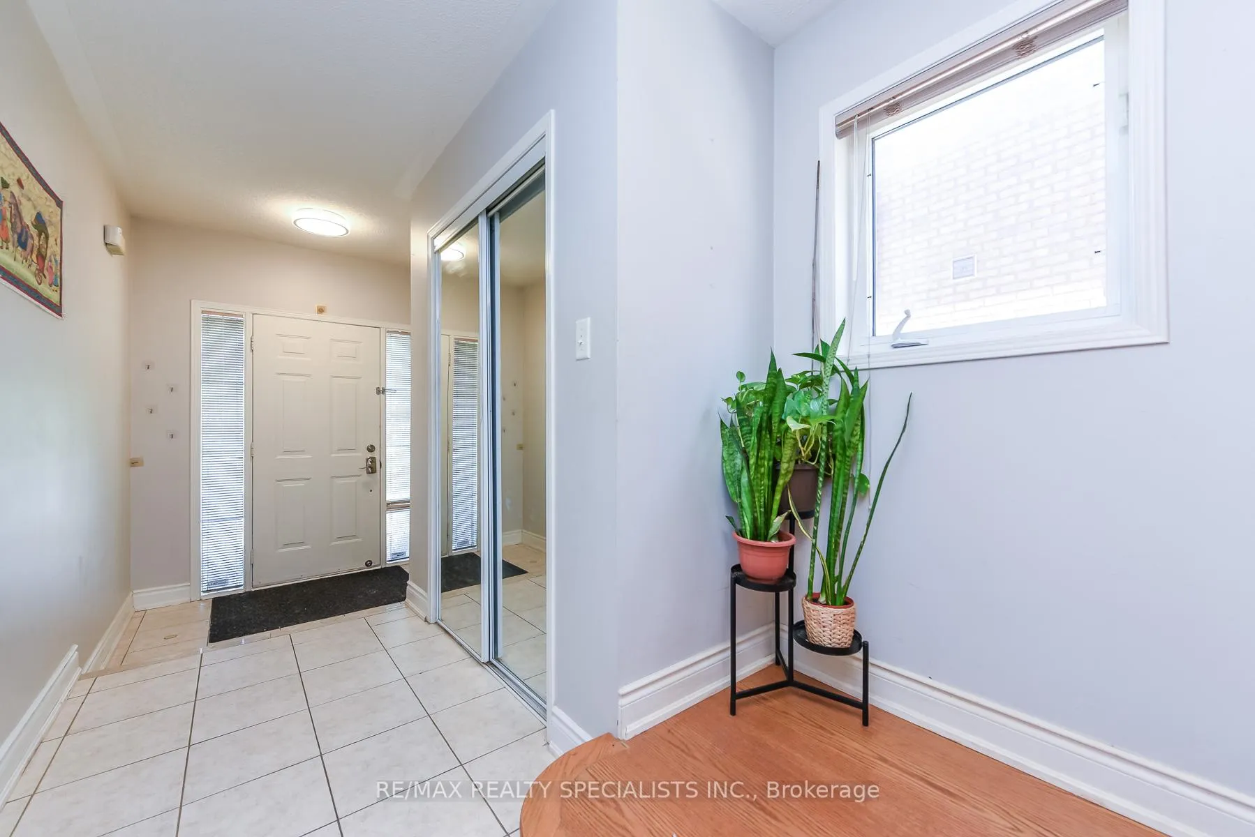 Photo 5 of 27 Rotunda Street, Brampton, Fletcher's Creek Village — HOMEH