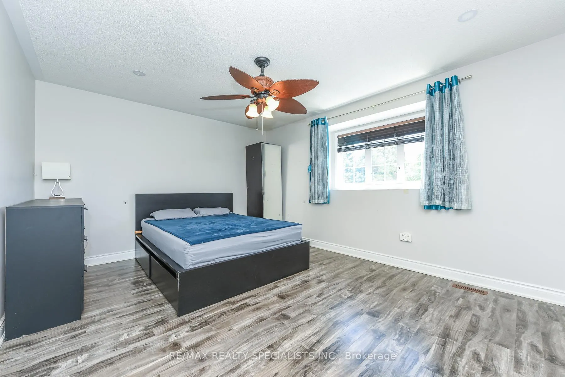 Photo 21 of 27 Rotunda Street, Brampton, Fletcher's Creek Village — HOMEH