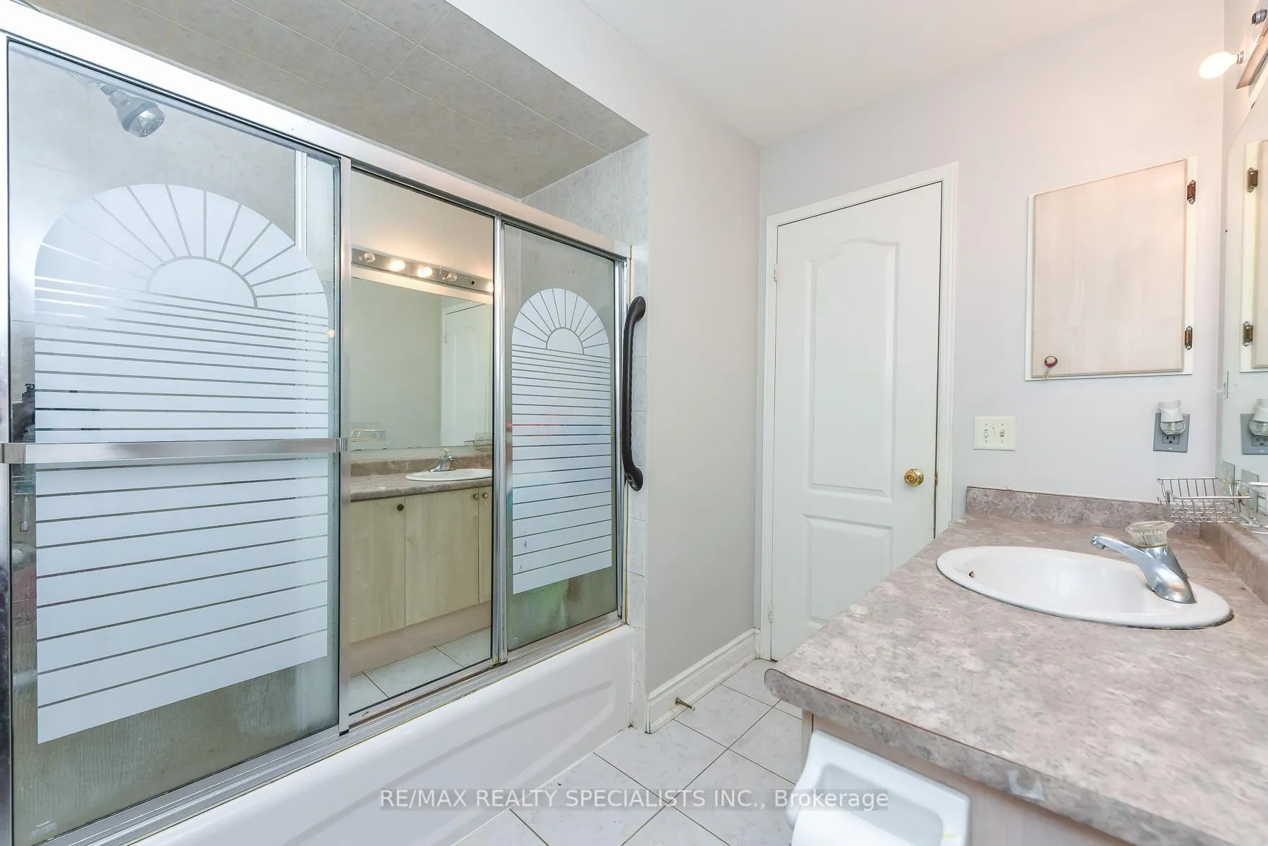 Photo 31 of 27 Rotunda Street, Brampton, Fletcher's Creek Village — HOMEH