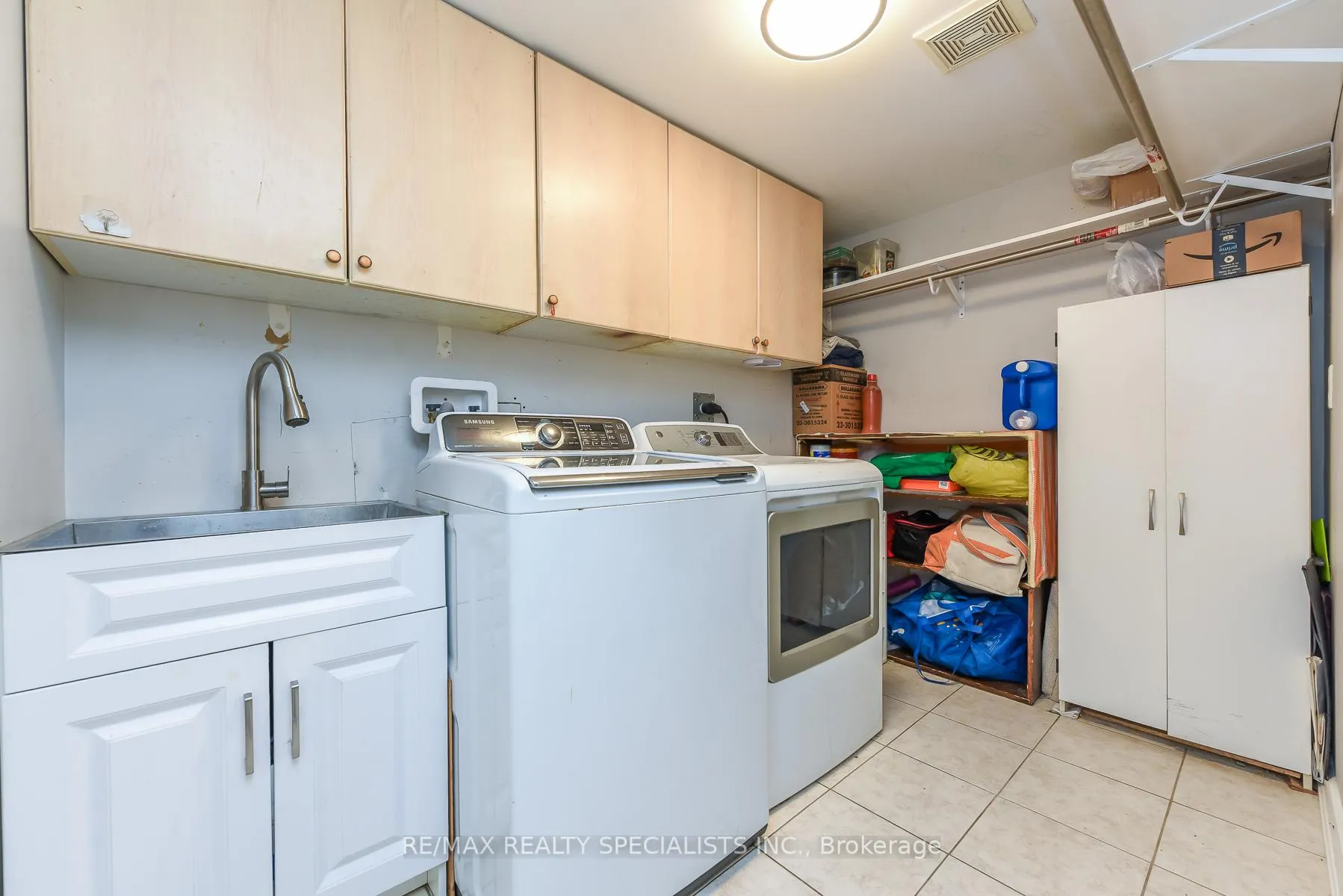 Photo 37 of 27 Rotunda Street, Brampton, Fletcher's Creek Village — HOMEH