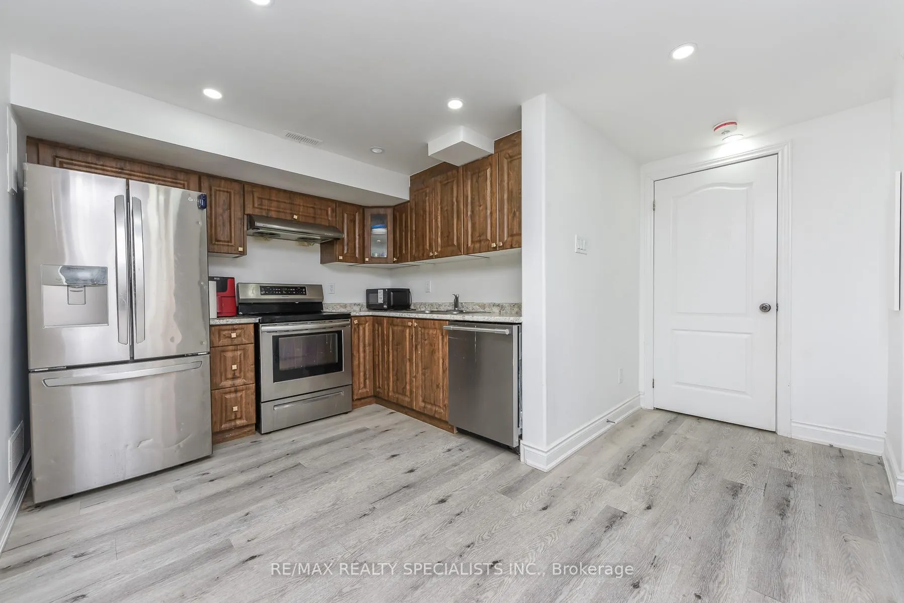 Photo 40 of 27 Rotunda Street, Brampton, Fletcher's Creek Village — HOMEH