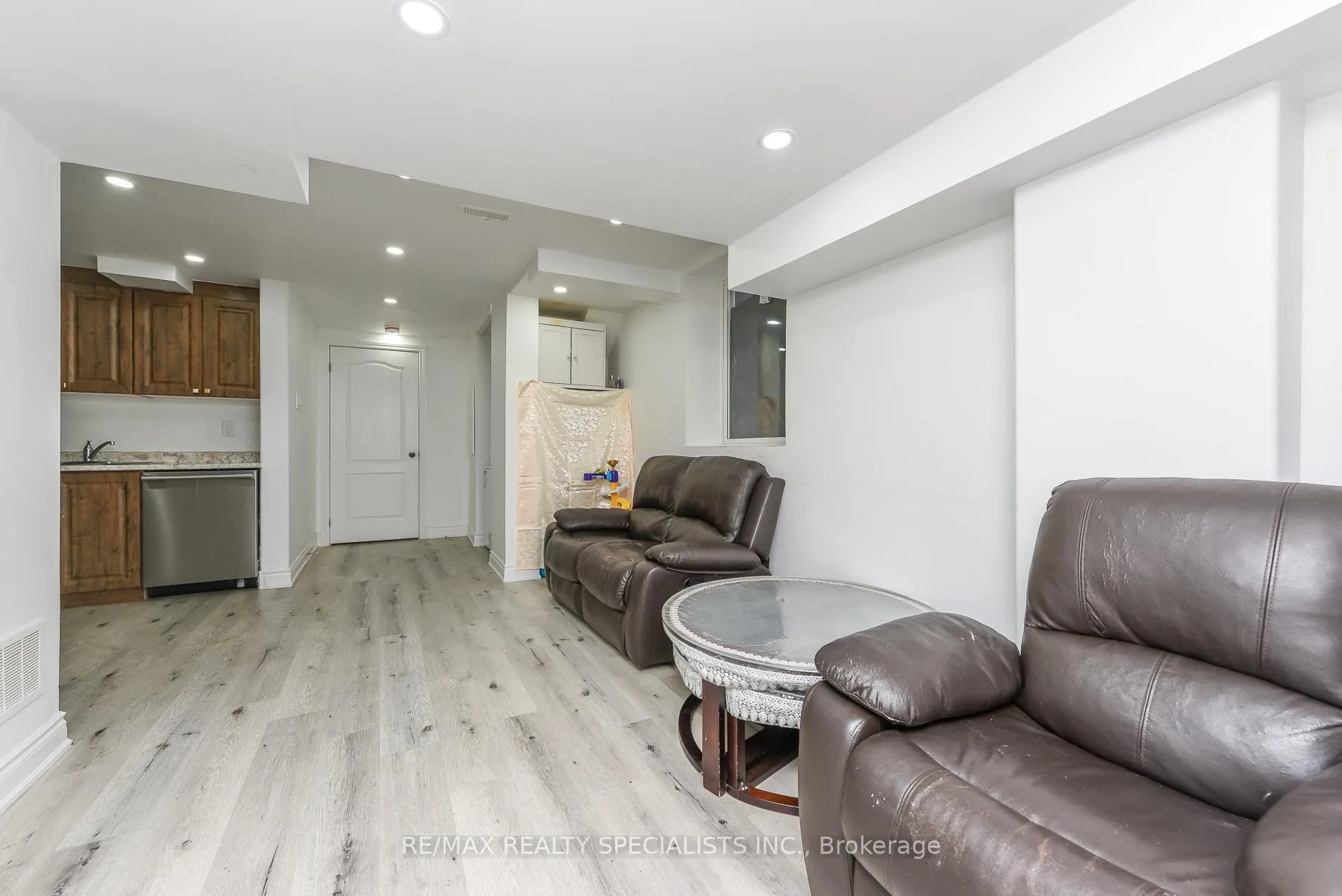 Photo 43 of 27 Rotunda Street, Brampton, Fletcher's Creek Village — HOMEH