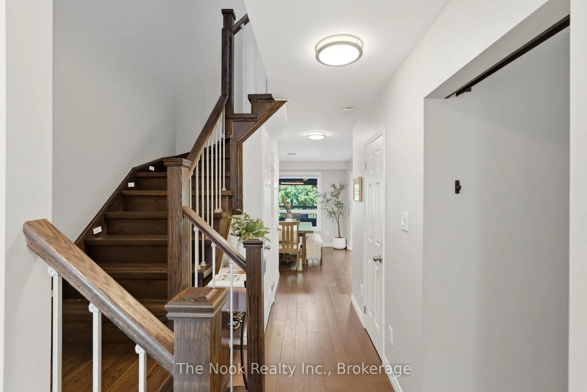 Photo 5 of 5 Teddington Crescent, Whitby, Pringle Creek — HOMEH