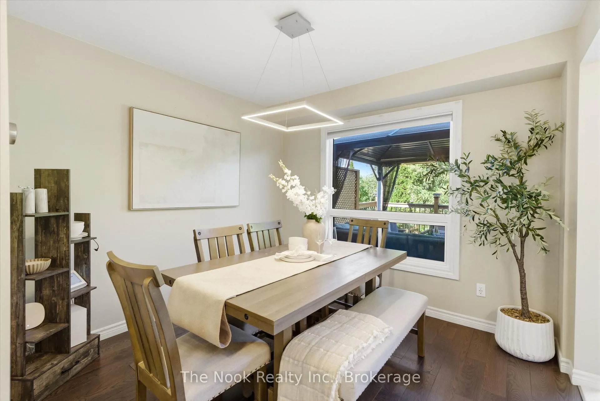 Photo 9 of 5 Teddington Crescent, Whitby, Pringle Creek — HOMEH