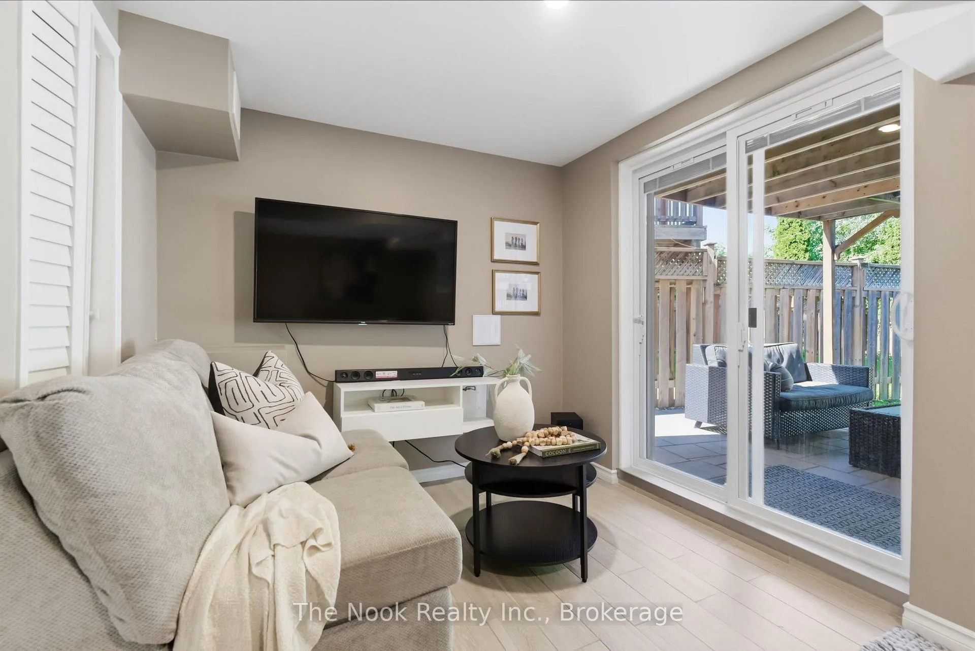 Photo 30 of 5 Teddington Crescent, Whitby, Pringle Creek — HOMEH