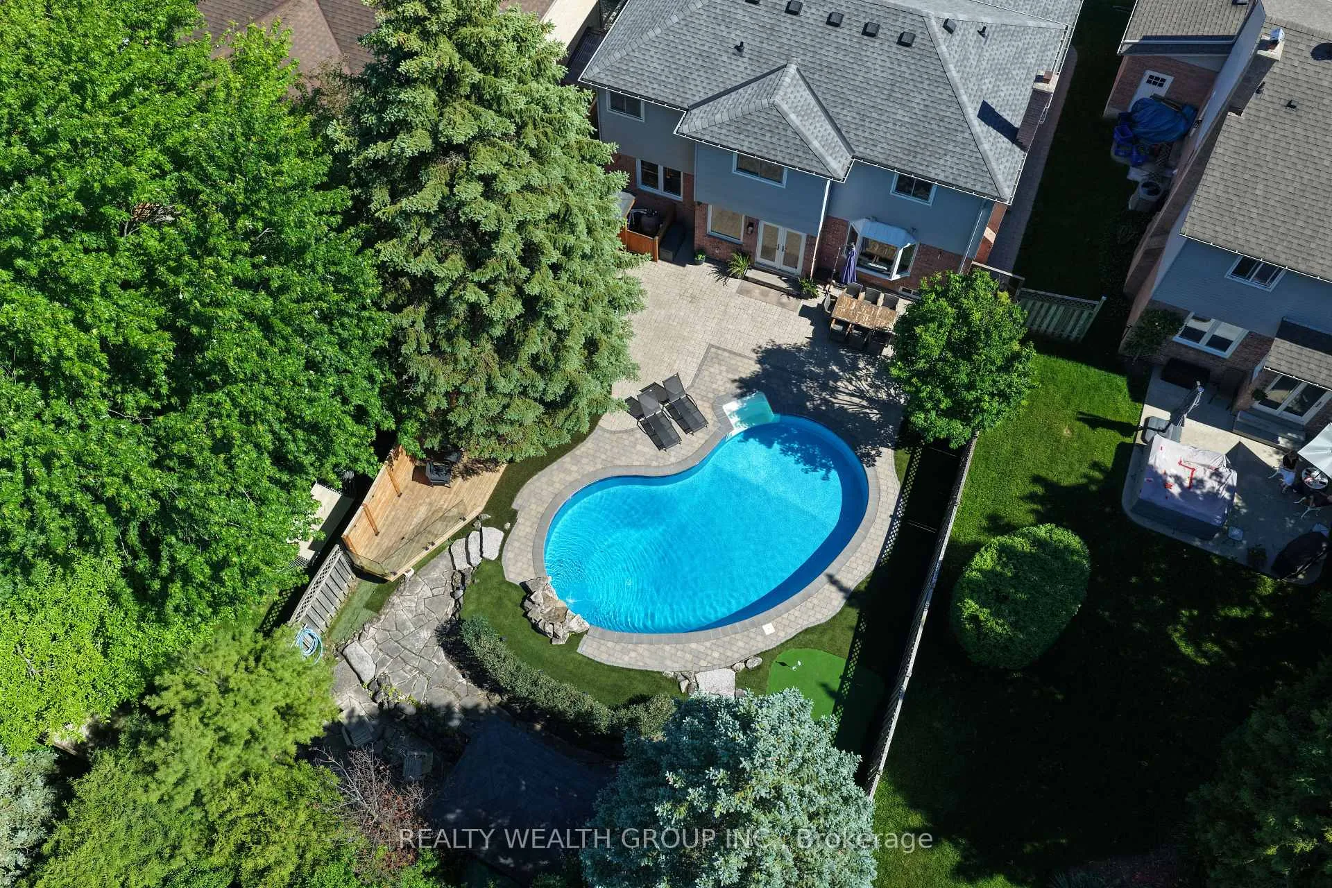 Photo 2 of 51 Haskell Crescent, Aurora, Aurora Highlands — HOMEH
