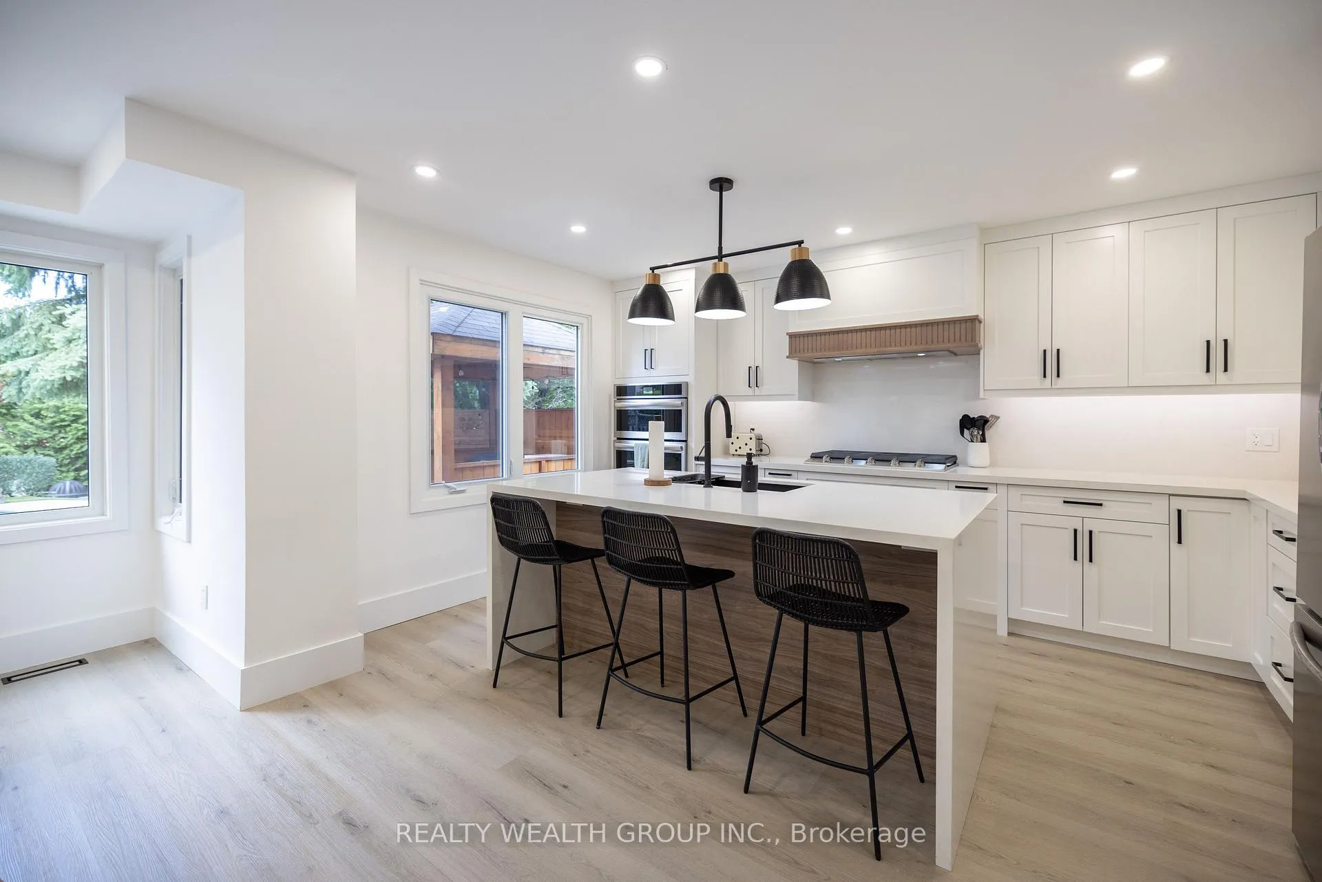 Photo 4 of 51 Haskell Crescent, Aurora, Aurora Highlands — HOMEH